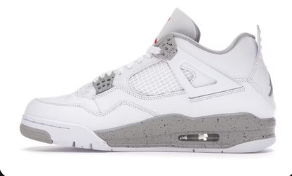 Jordan 4 Retro
White Oreo (2021)