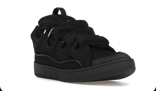 Lanvin Leather Curb
Triple Black